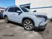 2025 Honda Pilot Touring с VIN 5FNYG2H72SB012635, выставлен на аукционе Copart как лот 67004115 с пробегом 1 719 миль миль и Списание • Salvage title. История ставок и продаж доступна на DreamBid. Изображение 4.