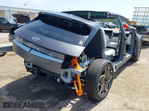 2024 Hyundai Ioniq 5 Limited с VIN KM8KR4DE0RU281830, выставлен на аукционе IAAI как лот 42746928 с пробегом 10 155 миль миль и . История ставок и продаж доступна на DreamBid. Изображение 4.