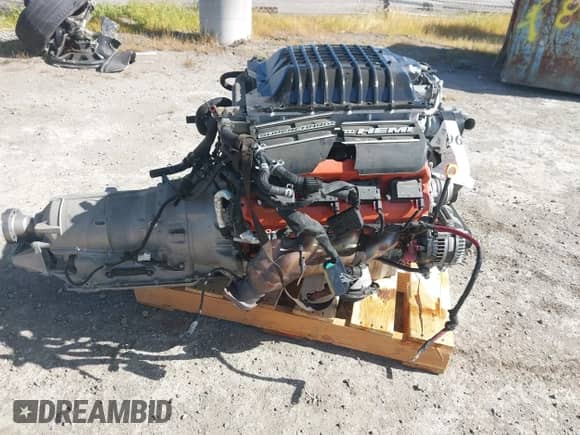 2018 Dodge Challenger SRT Hellcat Widebody with VIN 2C3CDZC9XJH338958, listed as a IAAI auction lot 41964540 with Not provided miles and . Bid and sale history available at DreamBid. Image 15.