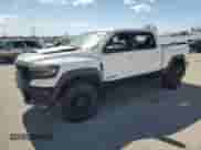 2022 Ram 1500 TRX z VIN 1C6SRFU99NN102201, wystawiony jako Copart lot #69654795 z przebiegiem Nie podano mil oraz Czysty tytuł • Clean title. Historia ofert i sprzedaży dostępna na DreamBid. Obrazek 1.