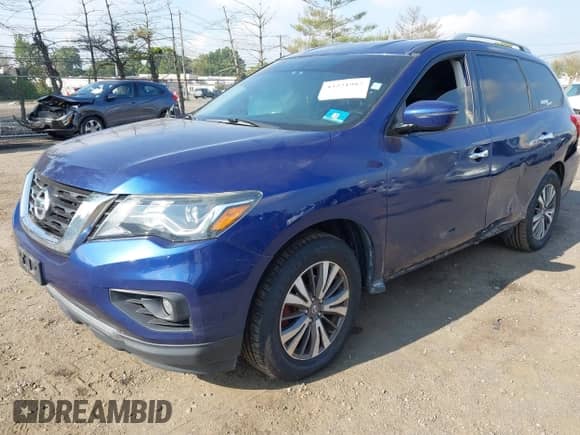 2017 Nissan Pathfinder Platinum with VIN 5N1DR2MN5HC698779, listed as a IAAI auction lot 43221987 with 131,678 mi miles and . Bid and sale history available at DreamBid. Image 2.