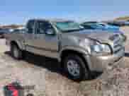 2004 Toyota Tundra SR5 z VIN 5TBBT44114S451895, wystawiony jako Copart lot #62347105 z przebiegiem 59 576 mil mil oraz Szkoda całkowita • Salvage title. Historia ofert i sprzedaży dostępna na DreamBid. Obrazek 4.
