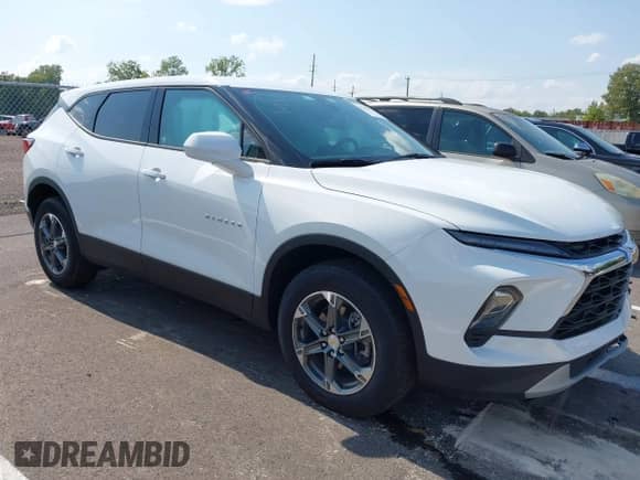 2025 Chevrolet Blazer LT with VIN 3GNKBCR40SS195143, listed as a IAAI auction lot 43186012 with 14,331 mi miles and . Bid and sale history available at DreamBid. Image 1.
