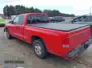 1998 Dodge Dakota SLT z VIN 1B7GL22X2WS612953, wystawiony jako IAAI lot #41733213 z przebiegiem 176 172 mil mil oraz . Historia ofert i sprzedaży dostępna na DreamBid. Obrazek 3.