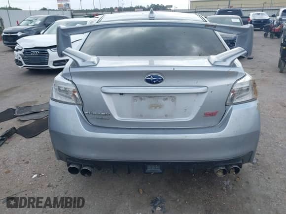 2018 Subaru WRX STI с VIN JF1VA2N66J9828620, выставлен на аукционе IAAI как лот 42164521 с пробегом 105 503 миль миль и . История ставок и продаж доступна на DreamBid. Изображение 16.