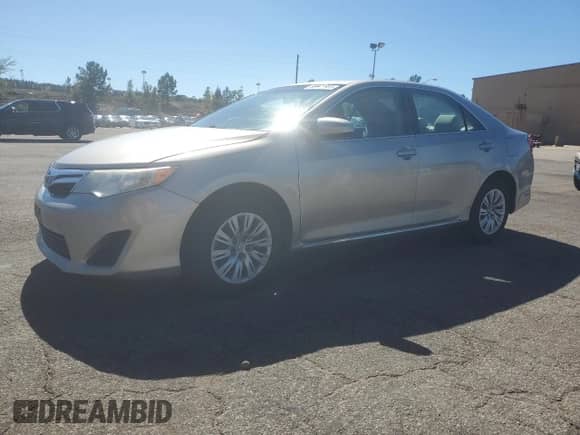 2014 Toyota Camry L с VIN 4T4BF1FK7ER440577, выставлен на аукционе Copart как лот 85904505 с пробегом 78 346 миль миль и Списание • Salvage title. История ставок и продаж доступна на DreamBid. Изображение 1.