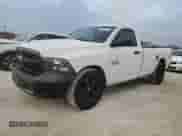 2013 Ram 1500 Tradesman z VIN 3C6JR6DP2DG504837, wystawiony jako Copart lot #79395134 z przebiegiem 161 870 mil mil oraz Szkoda całkowita • Salvage title. Historia ofert i sprzedaży dostępna na DreamBid. Obrazek 1.