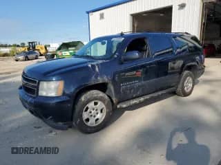 2007 Chevrolet Suburban LT с VIN 3GNFK16377G285711, выставлен на аукционе Copart как лот 83886985 с пробегом 391 624 миль миль и Чистый • Clean title. История ставок и продаж доступна на DreamBid. Изображение 1.
