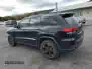 2018 Jeep Grand Cherokee Altitude z VIN 1C4RJFAG2JC352998, wystawiony jako Copart lot #86519925 z przebiegiem 58 576 mil mil oraz Szkoda całkowita • Salvage title. Historia ofert i sprzedaży dostępna na DreamBid. Obrazek 2.