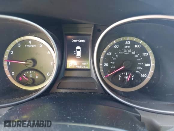 2016 Hyundai Santa Fe with VIN 5XYZU3LB3GG335302, listed as a IAAI auction lot 43344298 with 96,878 mi miles and . Bid and sale history available at DreamBid. Image 7.