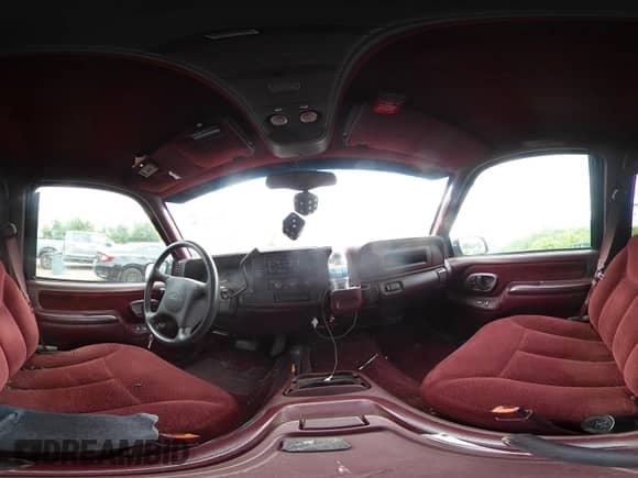 1999 Chevrolet Silverado 3500 с VIN 1GCHK33J3XF016767, выставлен на аукционе IAAI как лот 42542736 с пробегом 151 672 миль миль и . История ставок и продаж доступна на DreamBid. Изображение 18.