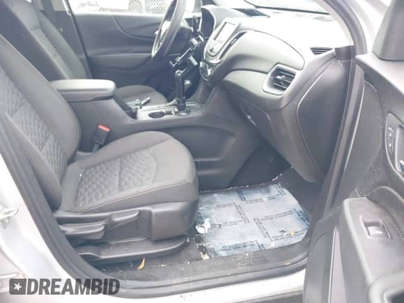 2020 Chevrolet Equinox LT z VIN 2GNAXUEV4L6255541, wystawiony jako IAAI lot #42964740 z przebiegiem 115 691 mil mil oraz . Historia ofert i sprzedaży dostępna na DreamBid. Obrazek 5.