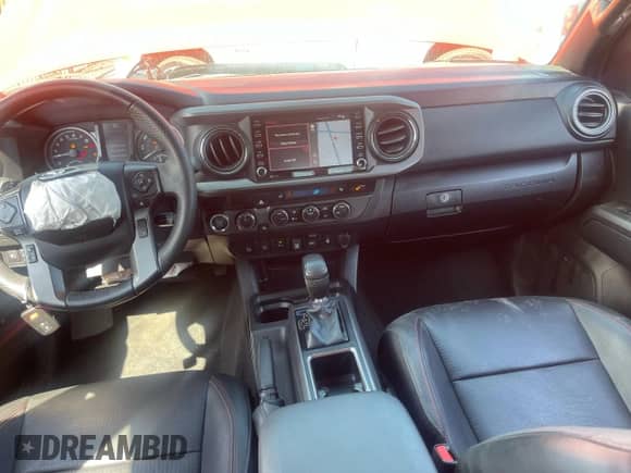 2023 Toyota Tacoma SR z VIN 3TYCZ5AN8PT115267, wystawiony jako Copart lot #87346085 z przebiegiem 14 964 mil mil oraz Szkoda całkowita • Salvage title. Historia ofert i sprzedaży dostępna na DreamBid. Obrazek 9.
