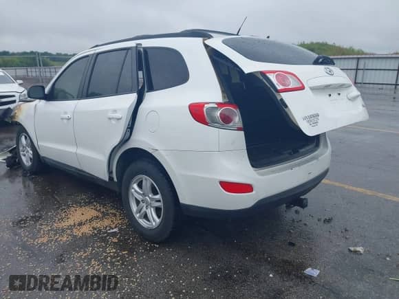 2011 Hyundai Santa Fe GLS with VIN 5XYZGDAB4BG032912, listed as a IAAI auction lot 42926960 with Not provided miles and . Bid and sale history available at DreamBid. Image 3.