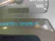 2003 Chevrolet TrailBlazer LS z VIN 1GNDS13S332336692, wystawiony jako IAAI lot #43453535 z przebiegiem 297 295 mil mil oraz . Historia ofert i sprzedaży dostępna na DreamBid. Obrazek 7.