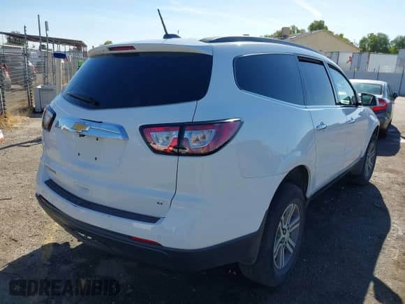 2017 Chevrolet Traverse LT с VIN 1GNKRGKDXHJ122496, выставлен на аукционе IAAI как лот 43364765 с пробегом 167 073 миль миль и . История ставок и продаж доступна на DreamBid. Изображение 4.