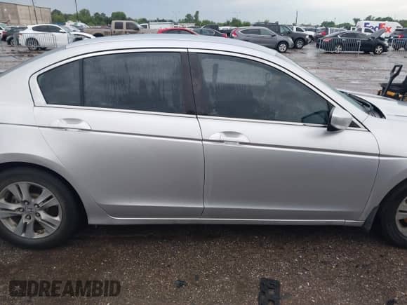 2011 Honda Accord SE with VIN 1HGCP2F62BA138850, listed as a IAAI auction lot 42354904 with 203,144 mi miles and . Bid and sale history available at DreamBid. Image 13.