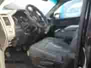 2018 Ram 1500 Tradesman z VIN 3C6RR6KT6JG269700, wystawiony jako Copart lot #47265585 z przebiegiem 42 600 mil mil oraz Szkoda całkowita • Salvage title. Historia ofert i sprzedaży dostępna na DreamBid. Obrazek 7.