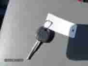 2007 Toyota Tundra Limited z VIN 5TFBV58157X004292, wystawiony jako IAAI lot #42419896 z przebiegiem 277 148 mil mil oraz . Historia ofert i sprzedaży dostępna na DreamBid. Obrazek 11.