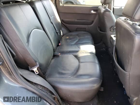 2008 Mercury Mariner Premier with VIN 4M2CU971X8KJ35114, listed as a Copart auction lot 70386905 with 148,184 mi miles and Salvage title. Bid and sale history available at DreamBid. Image 11.