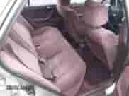 1993 Honda Accord LX z VIN JHMCB7650PC050732, wystawiony jako IAAI lot #42269319 z przebiegiem 77 651 mil mil oraz . Historia ofert i sprzedaży dostępna na DreamBid. Obrazek 8.