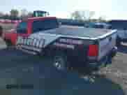 2007 GMC Sierra 1500 Work Truck с VIN 1GTEC14C27Z652213, выставлен на аукционе IAAI как лот 41983194 с пробегом 423 772 миль миль и . История ставок и продаж доступна на DreamBid. Изображение 3.