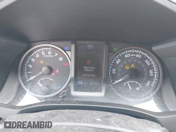 2017 Toyota Tacoma SR5 с VIN 3TMCZ5AN3HM106655, выставлен на аукционе IAAI как лот 41838777 с пробегом 63 740 миль миль и . История ставок и продаж доступна на DreamBid. Изображение 7.