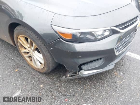 2016 Chevrolet Malibu LT z VIN 1G1ZE5ST1GF322773, wystawiony jako IAAI lot #43389880 z przebiegiem 99 582 mil mil oraz . Historia ofert i sprzedaży dostępna na DreamBid. Obrazek 18.