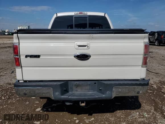 2011 Ford F-150 XLT z VIN 1FTFW1ET5BFB49005, wystawiony jako Copart lot #81568225 z przebiegiem 184 164 mil mil oraz Szkoda całkowita • Salvage title. Historia ofert i sprzedaży dostępna na DreamBid. Obrazek 6.