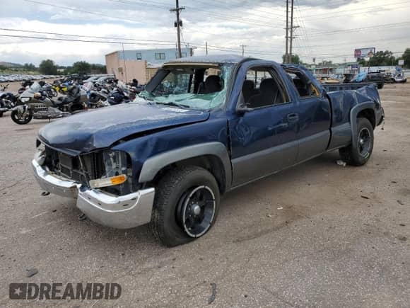 2000 GMC Sierra 1500 SLE with VIN 1GTEK19T5YZ203380, listed as a Copart auction lot 64324535 with Not provided miles and Non repairable. Bid and sale history available at DreamBid. Image 1.