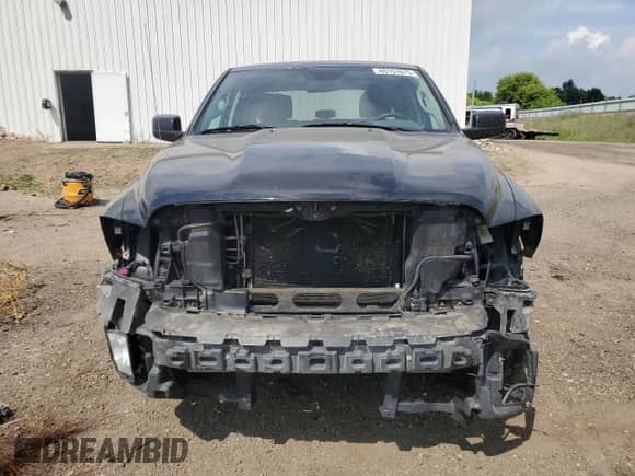 2014 Ram 1500 Express z VIN 1C6RR7KT7ES125450, wystawiony jako Copart lot #65151675 z przebiegiem 188 910 mil mil oraz Czysty tytuł • Clean title. Historia ofert i sprzedaży dostępna na DreamBid. Obrazek 5.