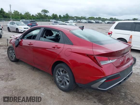 2024 Hyundai Elantra SEL с VIN KMHLM4DG2RU684096, выставлен на аукционе IAAI как лот 43183531 с пробегом 15 758 миль миль и . История ставок и продаж доступна на DreamBid. Изображение 3.