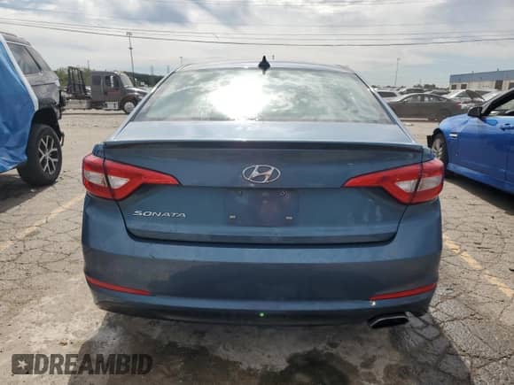 2015 Hyundai Sonata SE с VIN 5NPE24AF1FH208846, выставлен на аукционе Copart как лот 71403595 с пробегом 84 278 миль миль и Списание • Salvage title. История ставок и продаж доступна на DreamBid. Изображение 6.