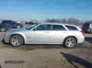 2006 Dodge Magnum R/T with VIN 2D4GV57226H116781, listed as a IAAI auction lot 41690430 with 208,490 mi miles and . Bid and sale history available at DreamBid. Image 14.