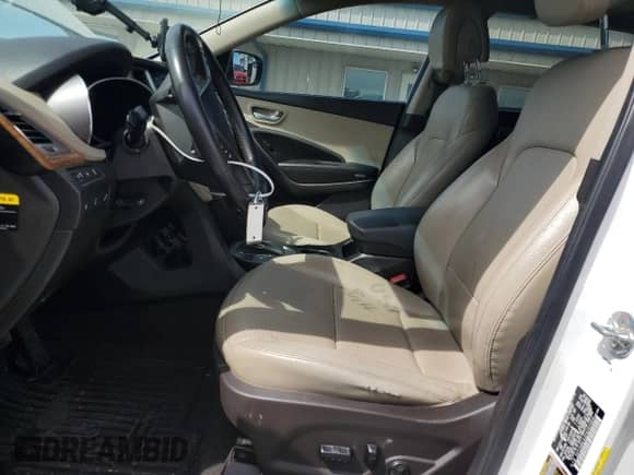 2014 Hyundai Santa Fe with VIN 5XYZUDLA2EG202069, listed as a Copart auction lot 70583405 with 190,694 mi miles and Salvage title. Bid and sale history available at DreamBid. Image 7.