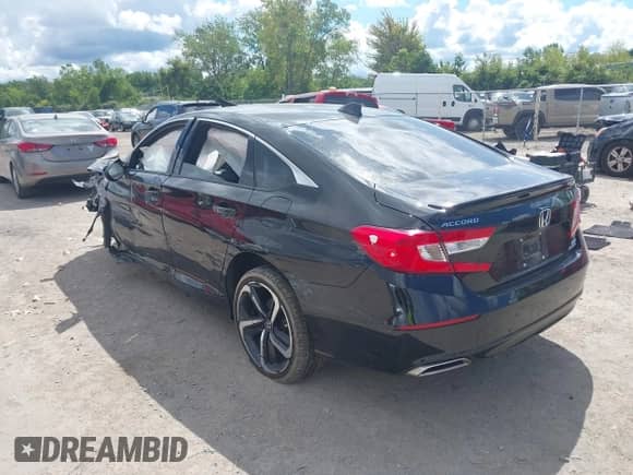 2022 Honda Accord Sport z VIN 1HGCV2F35NA021361, wystawiony jako IAAI lot #43045660 z przebiegiem 48 359 mil mil oraz . Historia ofert i sprzedaży dostępna na DreamBid. Obrazek 3.