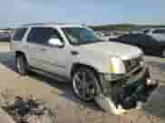 2008 Cadillac Escalade with VIN 1GYFK63868R127894, listed as a Copart auction lot 72010715 with 227,901 mi miles and Salvage title. Bid and sale history available at DreamBid. Image 4.