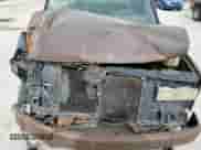 1994 GMC Sierra 1500 z VIN 2GDEC19K9R1550219, wystawiony jako Copart lot #57146345 z przebiegiem 207 808 mil mil oraz Szkoda całkowita • Salvage title. Historia ofert i sprzedaży dostępna na DreamBid. Obrazek 11.