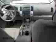 2014 Nissan Frontier S z VIN 1N6BD0CT9EN764214, wystawiony jako Copart lot #57802585 z przebiegiem 87 762 mil mil oraz Szkoda całkowita • Salvage title. Historia ofert i sprzedaży dostępna na DreamBid. Obrazek 8.