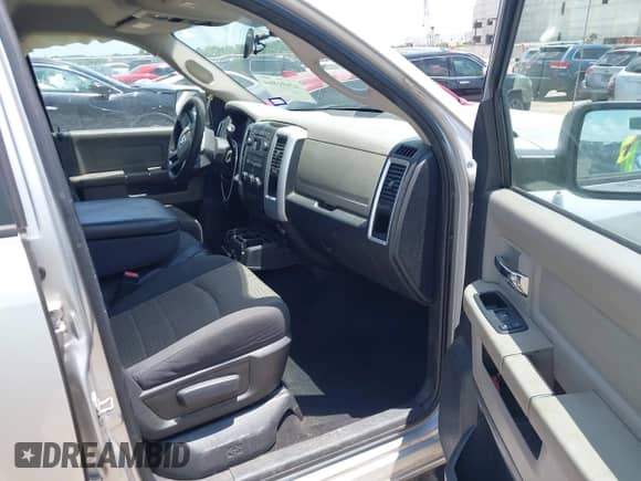 2011 Ram 1500 ST с VIN 1D7RB1CP8BS506723, выставлен на аукционе IAAI как лот 42691864 с пробегом 209 384 миль миль и . История ставок и продаж доступна на DreamBid. Изображение 5.