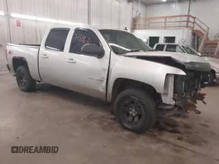 2010 Chevrolet Silverado 1500 LTZ with VIN 3GCRKTE31AG253704, listed as a IAAI auction lot 42388368 with 211,707 mi miles and . Bid and sale history available at DreamBid. Image 1.