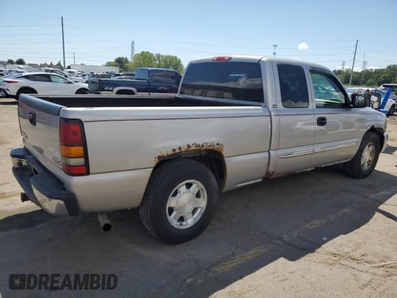 2005 GMC Sierra 1500 SLE с VIN 2GTEC19T051144823, выставлен на аукционе Copart как лот 71254875 с пробегом 173 836 миль миль и Чистый • Clean title. История ставок и продаж доступна на DreamBid. Изображение 3.