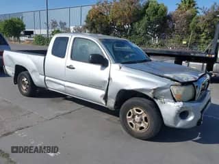 2005 Toyota Tacoma с VIN 5TETX22N45Z117357, выставлен на аукционе IAAI как лот 42420511 с пробегом 486 631 миль миль и . История ставок и продаж доступна на DreamBid. Изображение 1.
