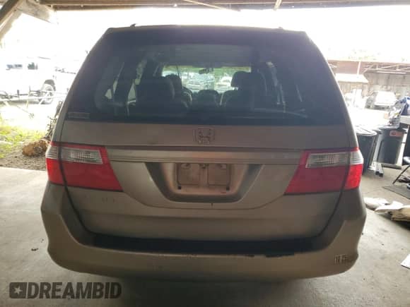 2007 Honda Odyssey EX z VIN 5FNRL38477B012326, wystawiony jako Copart lot #65268985 z przebiegiem 186 616 mil mil oraz Szkoda całkowita • Salvage title. Historia ofert i sprzedaży dostępna na DreamBid. Obrazek 6.