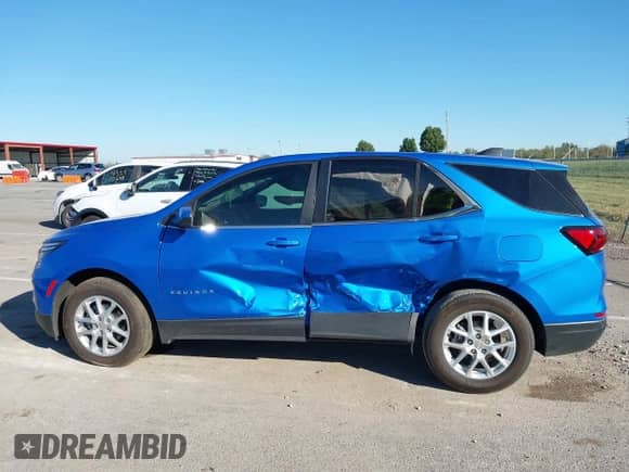 2024 Chevrolet Equinox LT с VIN 3GNAXKEG3RS184249, выставлен на аукционе IAAI как лот 43392057 с пробегом 10 950 миль миль и . История ставок и продаж доступна на DreamBid. Изображение 14.