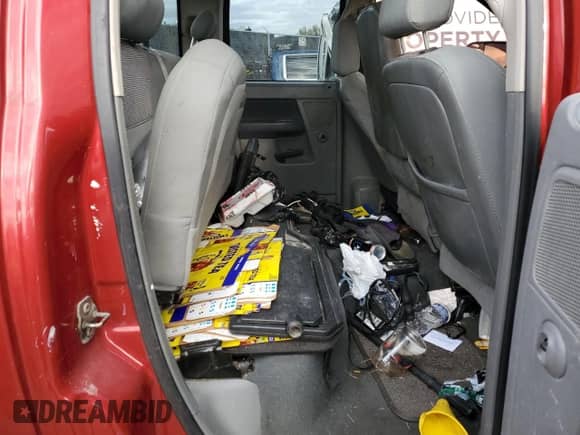 2007 Dodge 2500 SLT с VIN 1D7KS28AX7J592500, выставлен на аукционе Copart как лот 89448005 с пробегом 325 277 миль миль и Чистый • Clean title. История ставок и продаж доступна на DreamBid. Изображение 10.