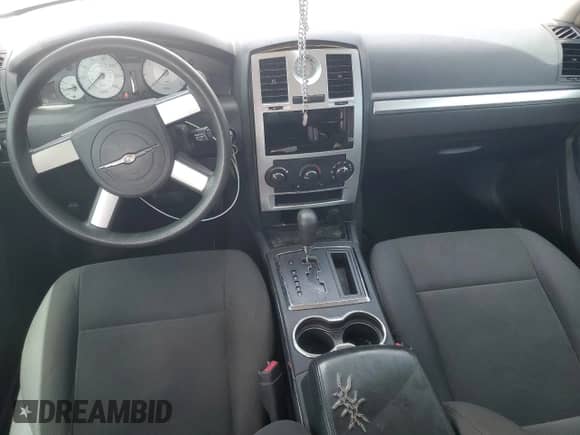 2009 Chrysler 300 LX with VIN 2C3KA43D79H577844, listed as a Copart auction lot 65502145 with 119,286 mi miles and Clean title. Bid and sale history available at DreamBid. Image 8.