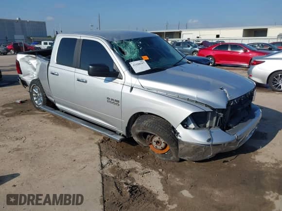 2017 Ram 1500 SLT z VIN 1C6RR6GG7HS682675, wystawiony jako IAAI lot #43188597 z przebiegiem 132 452 mil mil oraz . Historia ofert i sprzedaży dostępna na DreamBid. Obrazek 1.