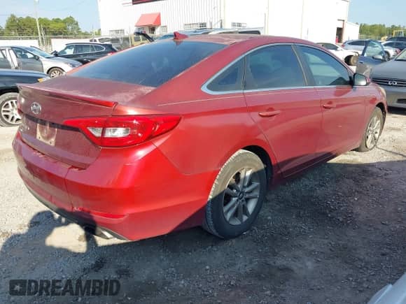 2016 Hyundai Sonata SE с VIN 5NPE24AF9GH311420, выставлен на аукционе IAAI как лот 43216883 с пробегом 126 704 миль миль и . История ставок и продаж доступна на DreamBid. Изображение 4.