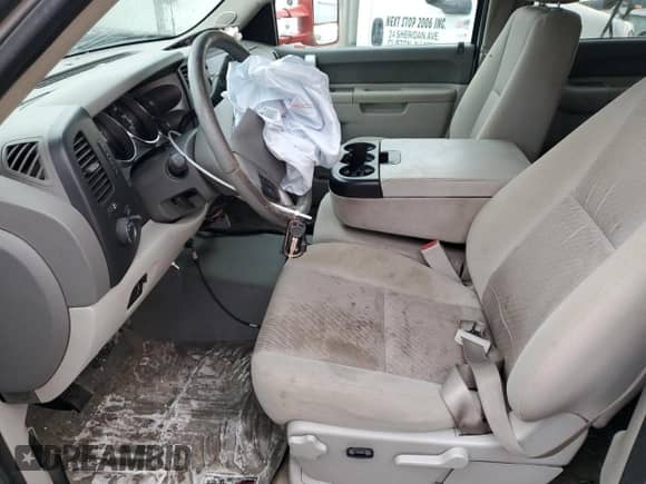 2014 Chevrolet Silverado 3500HD LT with VIN 1GC4K0C87EF148177, listed as a Copart auction lot 43782855 with 91,418 mi miles and Salvage title. Bid and sale history available at DreamBid. Image 7.